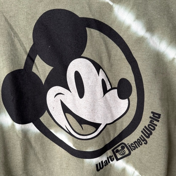 Mickey Mouse Walt Disney World Tie Dye Sweatshirt Crew neck Green Size Large - Picture 6 of 6